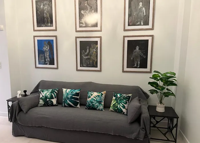 Amg Superior Central Apartment Sleeps Up To 5